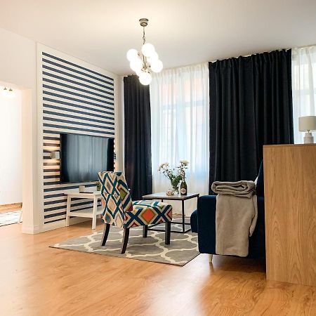 Apartamenty Centrum - Szafirowy I Szmaragdowy Торунь Экстерьер фото